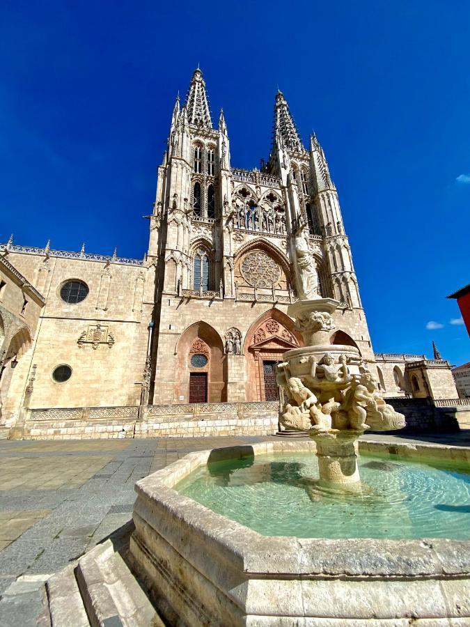 Apartamento Turistico Plaza Mayor บูร์โกส ภายนอก รูปภาพ